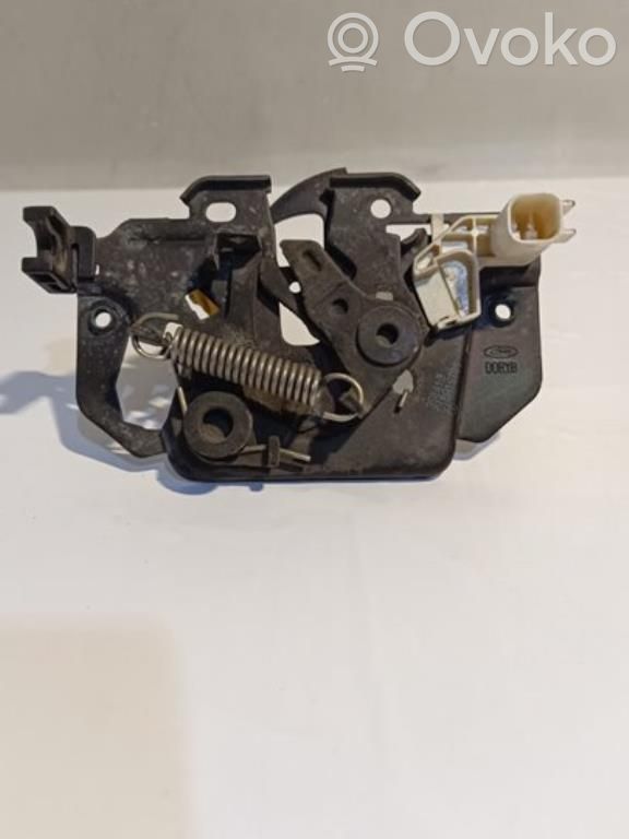Ford Fiesta Tie down hook / loop 