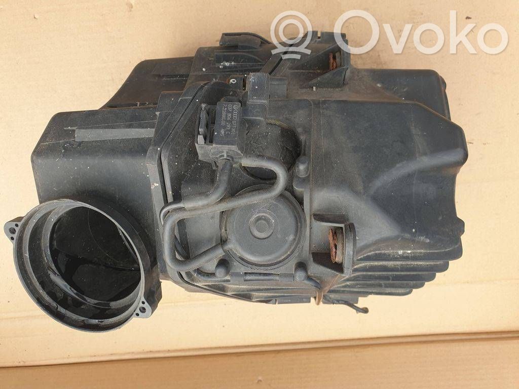 Air filter box   079133836A