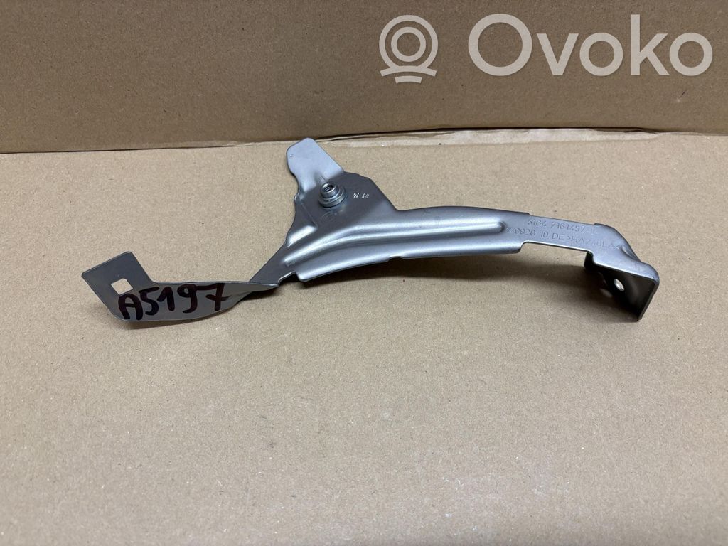 BMW 5 E60 E61 Fender mounting bracket 