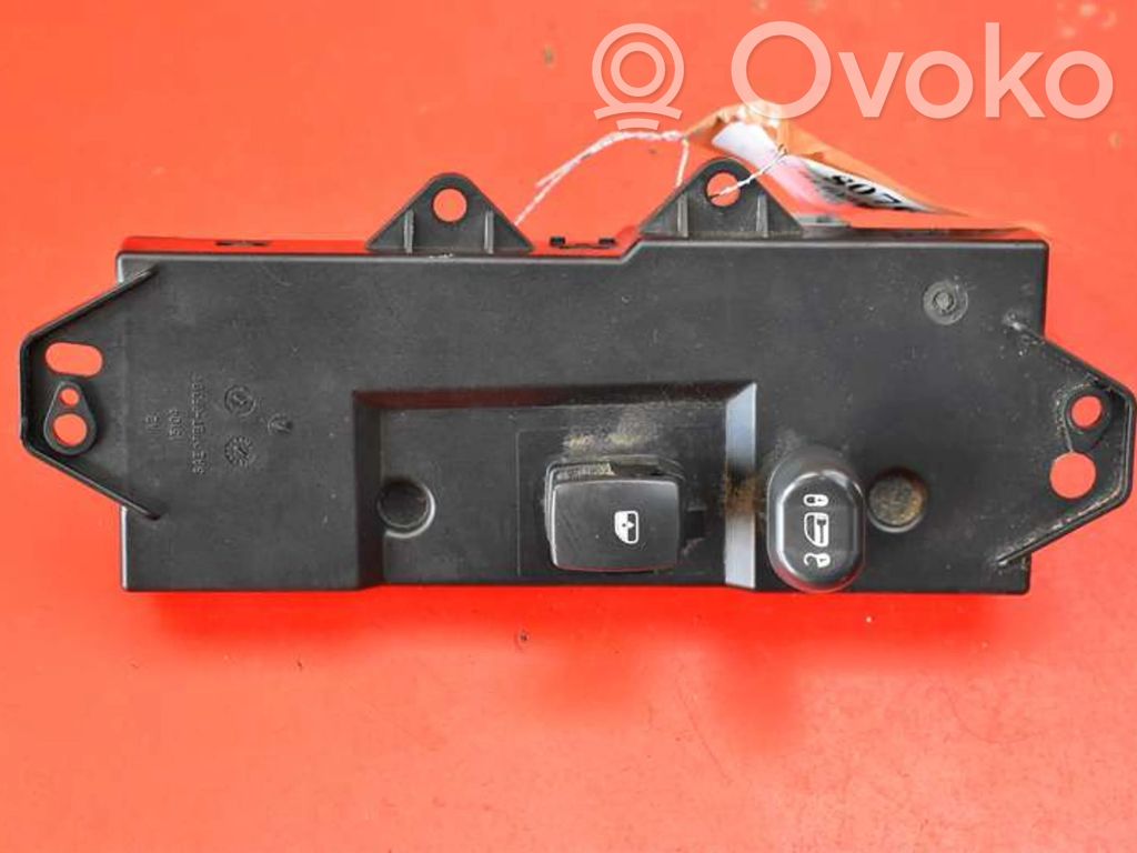 Chrysler Pacifica Electric window control switch 