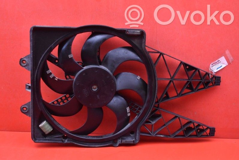 Fiat Punto (199) Ventilator electric răcire radiator 