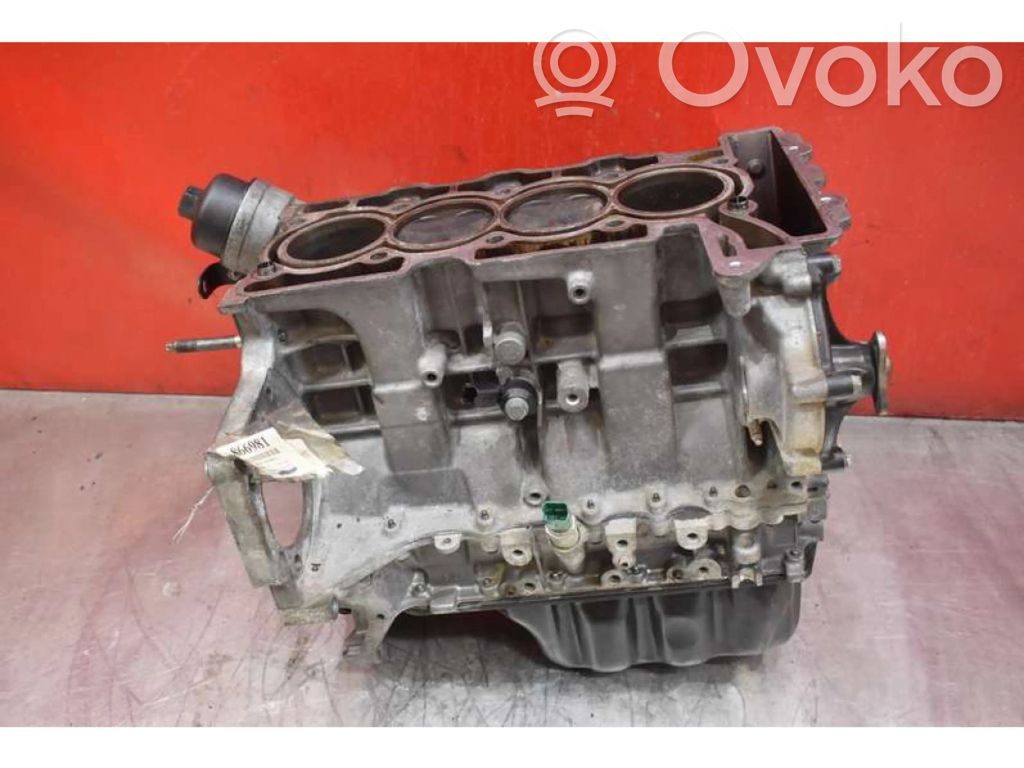 Peugeot 207 CC Engine block 