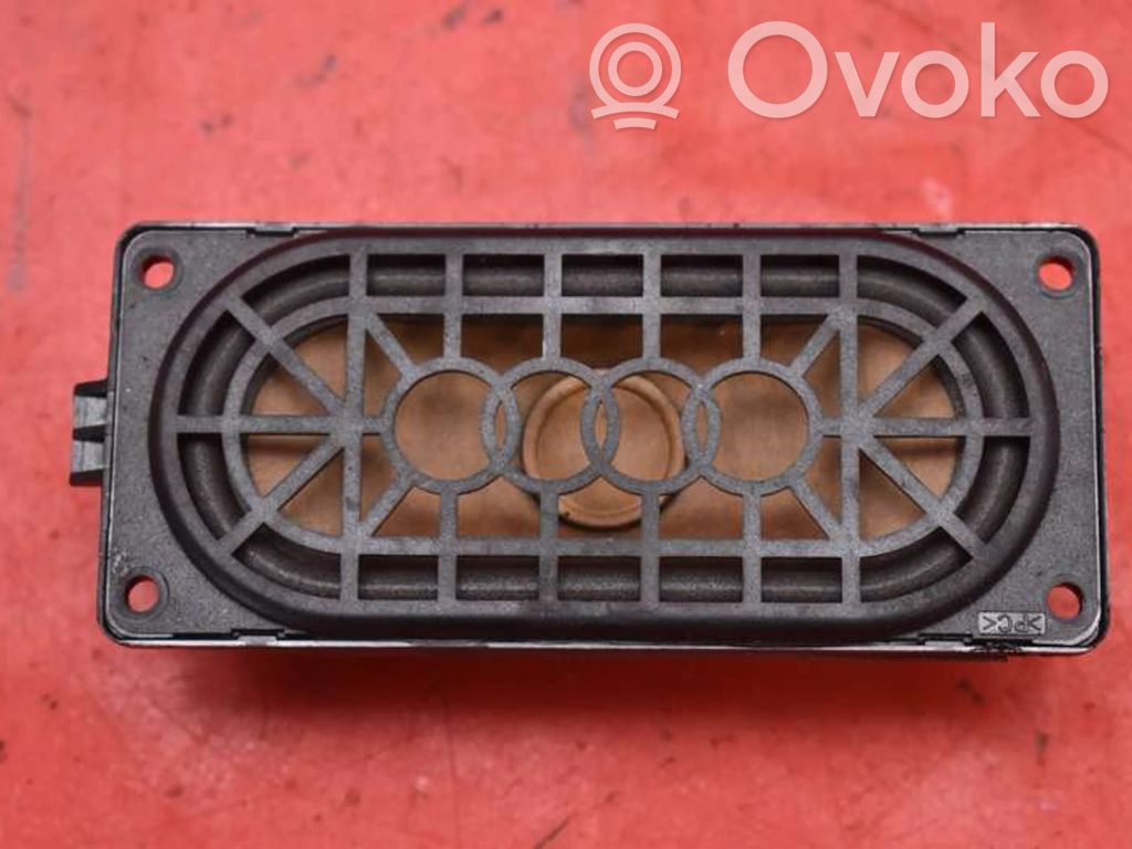 Audi A3 S3 A3 Sportback 8P Enceinte subwoofer 