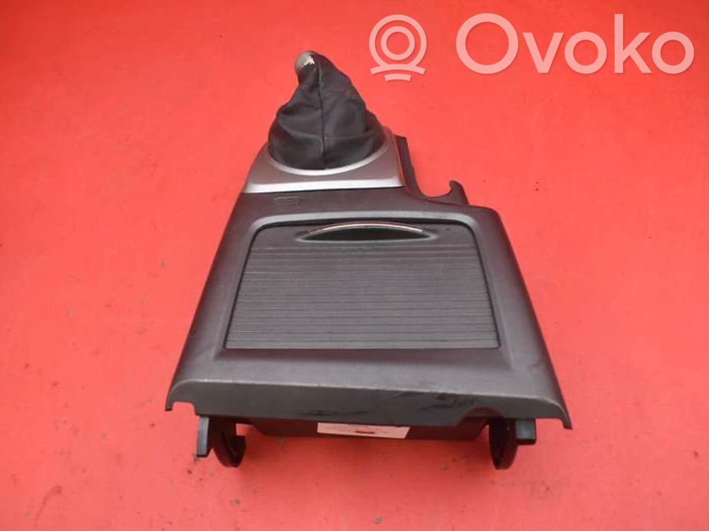 Honda Civic IX Guantera 