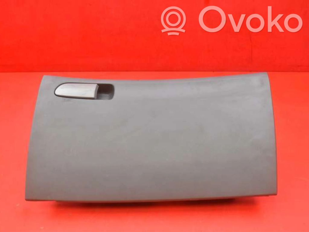 Honda Civic Glove box 