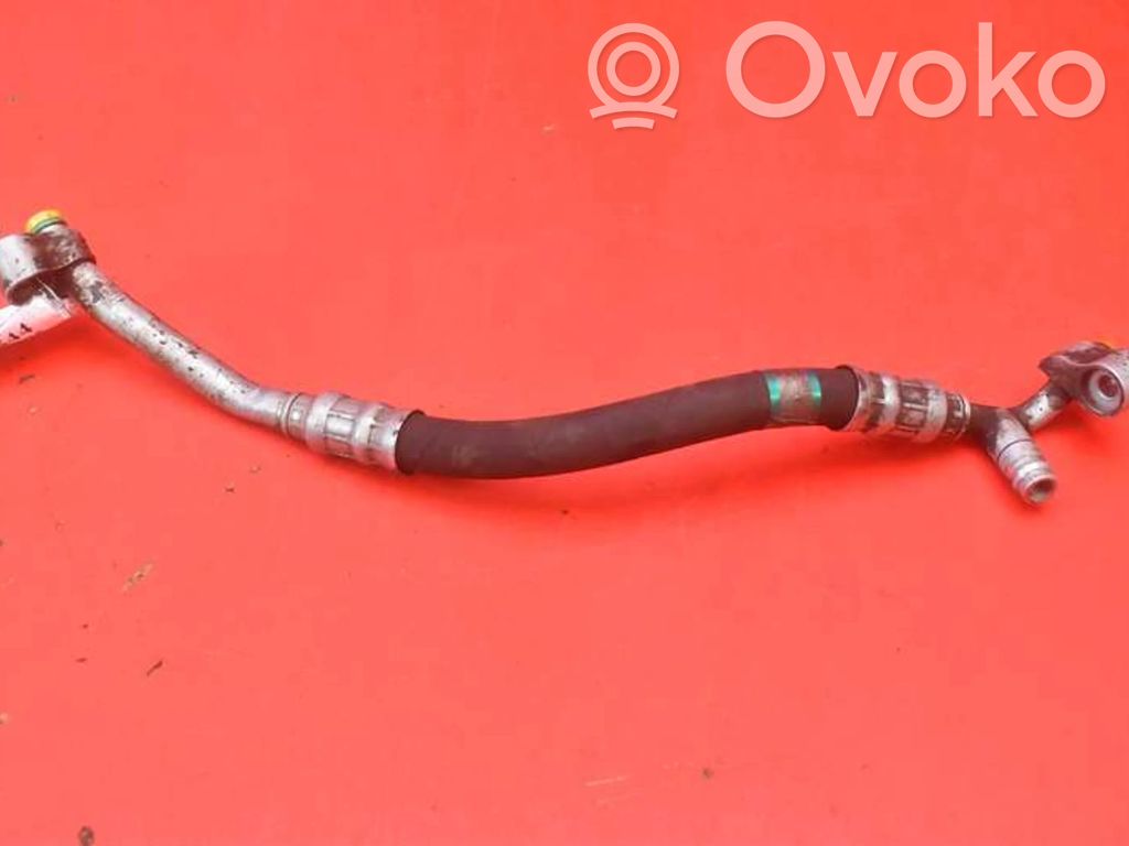 BMW X3 E83 Ilmastointilaitteen putki (A/C) 