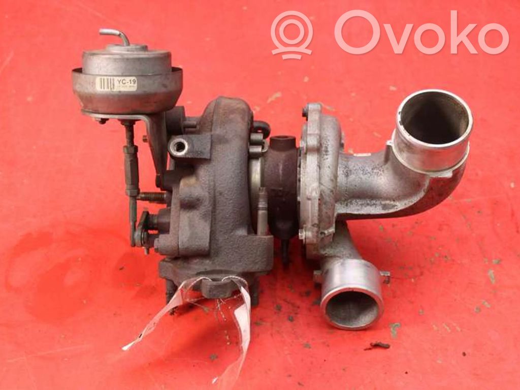 Toyota Avensis T270 Cześć układu próżniowego turbosprężarki 