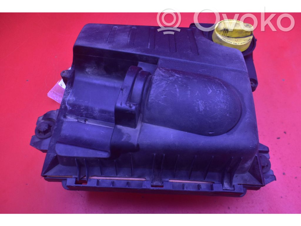Renault Trafic II (X83) Luftfilterkasten 