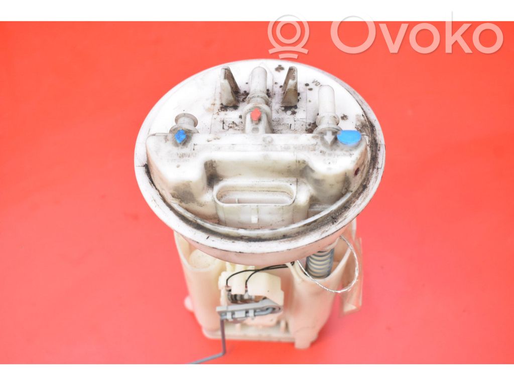 Volvo S40, V40 Bomba interna de combustible 