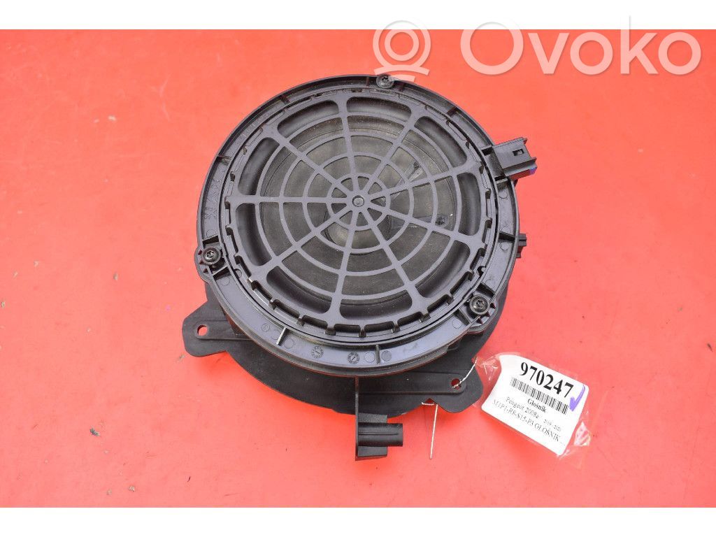 Peugeot 2008 I Altavoz subwoofer 