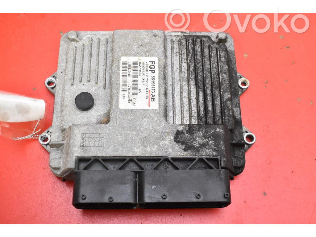 Suzuki Swift I Engine control unit/module ECU 