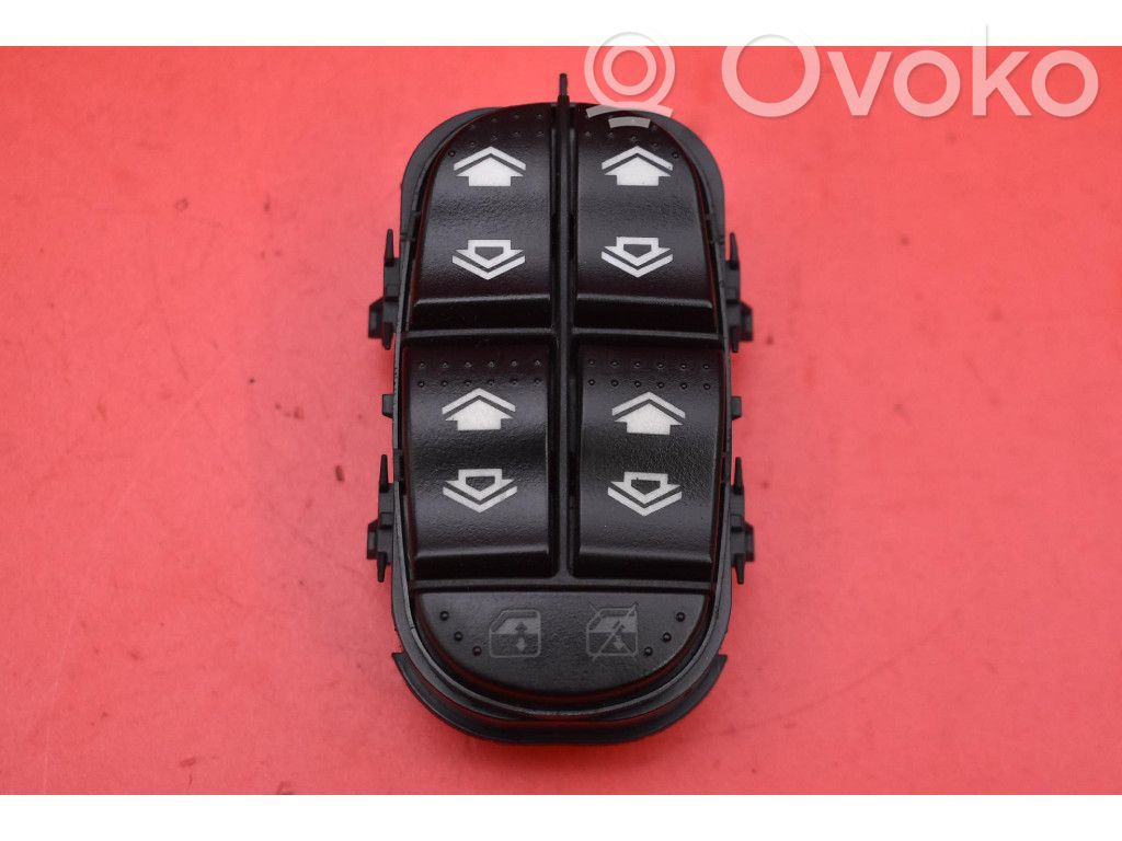 Ford Focus Electric window control switch 