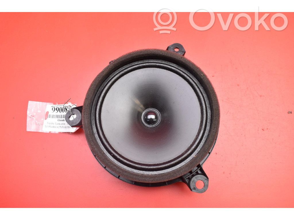 Toyota Yaris Enceinte subwoofer
