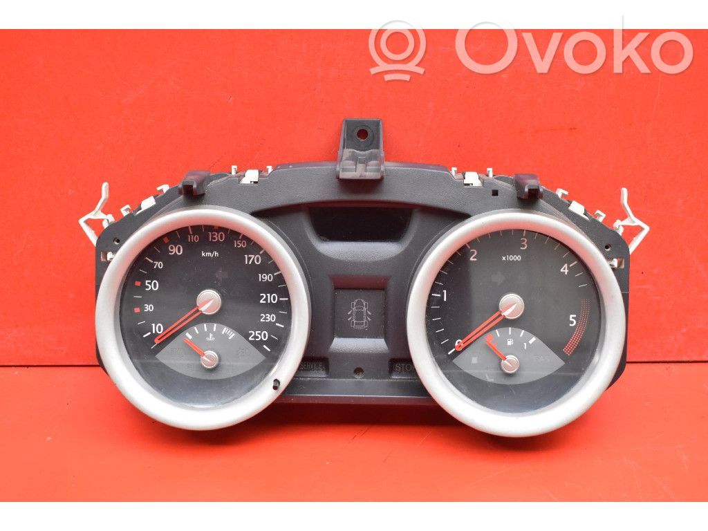 Renault Megane II Speedometer (instrument cluster) 