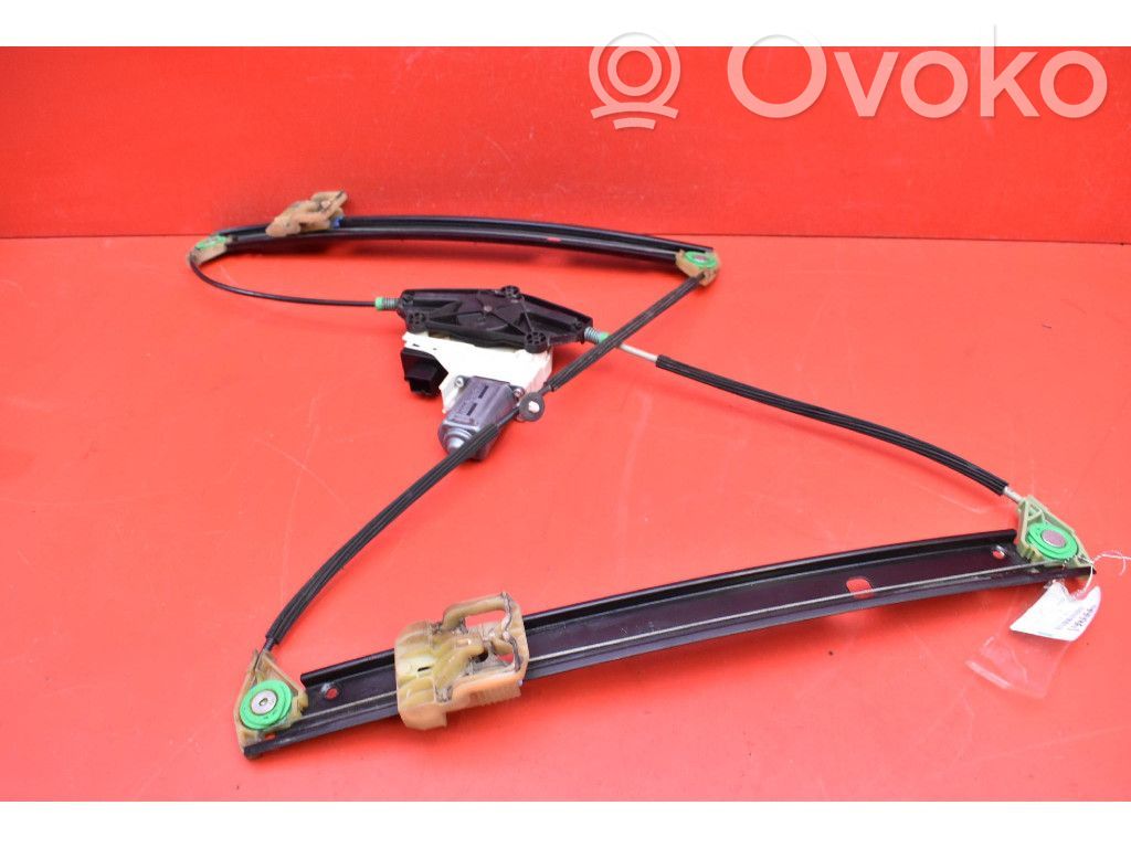 Audi A4 S4 B8 8K Regulador de puerta delantera con motor