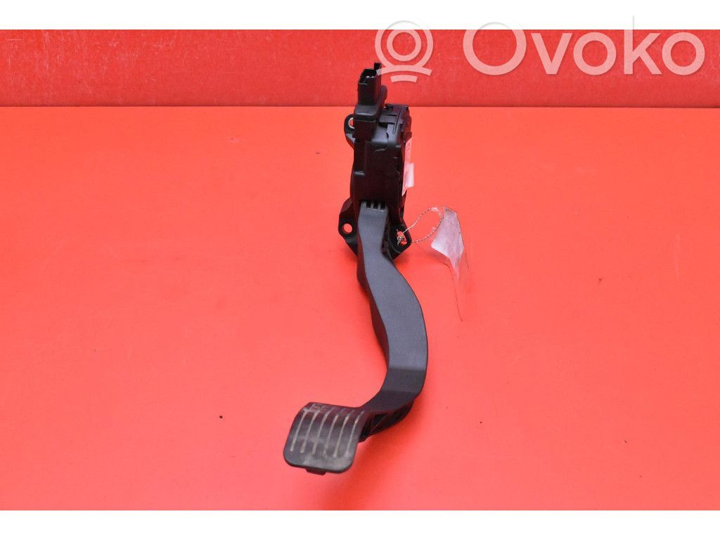 Citroen C3 Picasso Accelerator throttle pedal 
