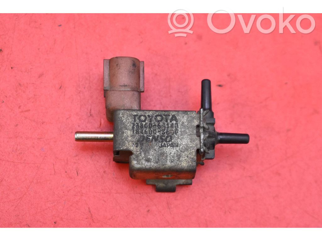 Toyota Corolla E120 E130 Válvula de vacío 