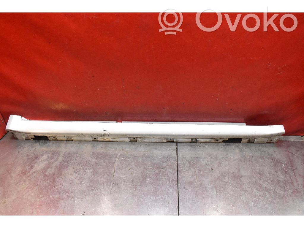 BMW 7 F01 F02 F03 F04 Prag față (piesă caroserie) 