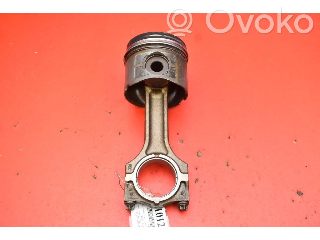 Piston