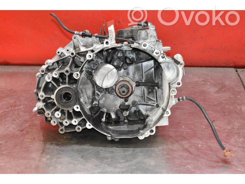 Volvo XC60 Manual 6 speed gearbox 