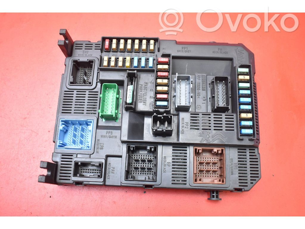 Peugeot 208 I Fuse box set 