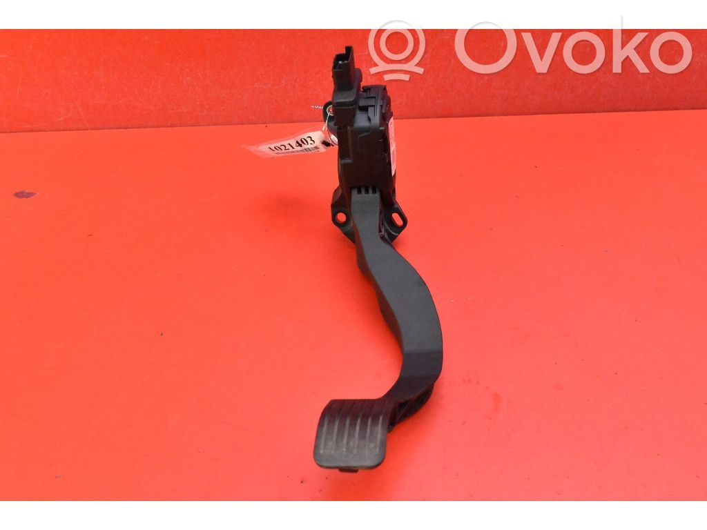 Citroen C3 Picasso Accelerator throttle pedal 
