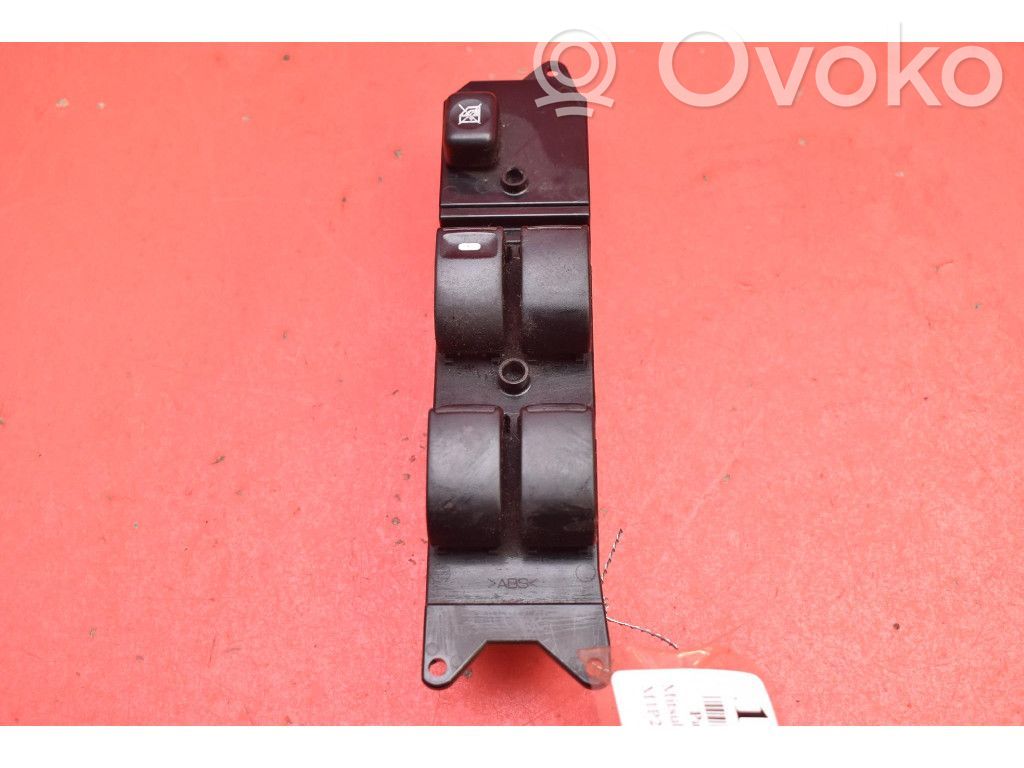 Mitsubishi Outlander Electric window control switch 