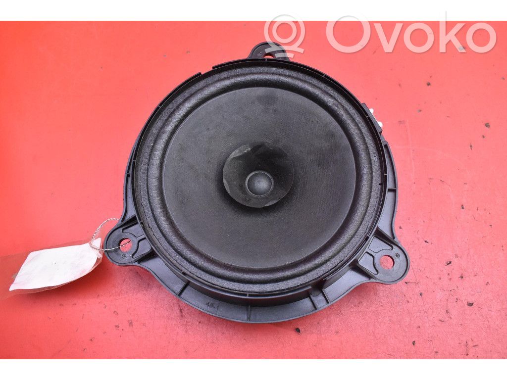 Renault Captur Subwoofer 