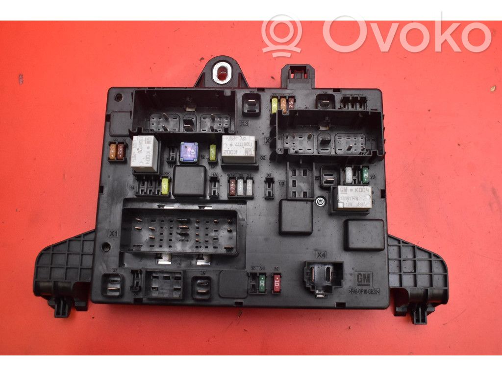 Opel Zafira C Module confort 