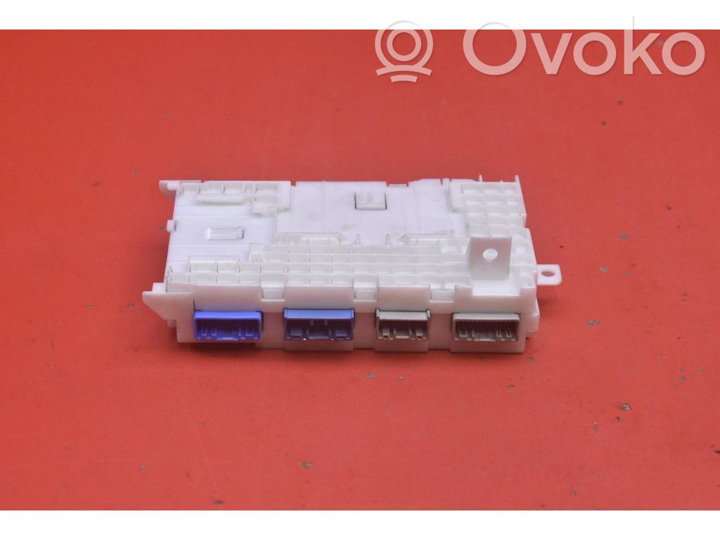 Mazda 3 II Comfort/convenience module 
