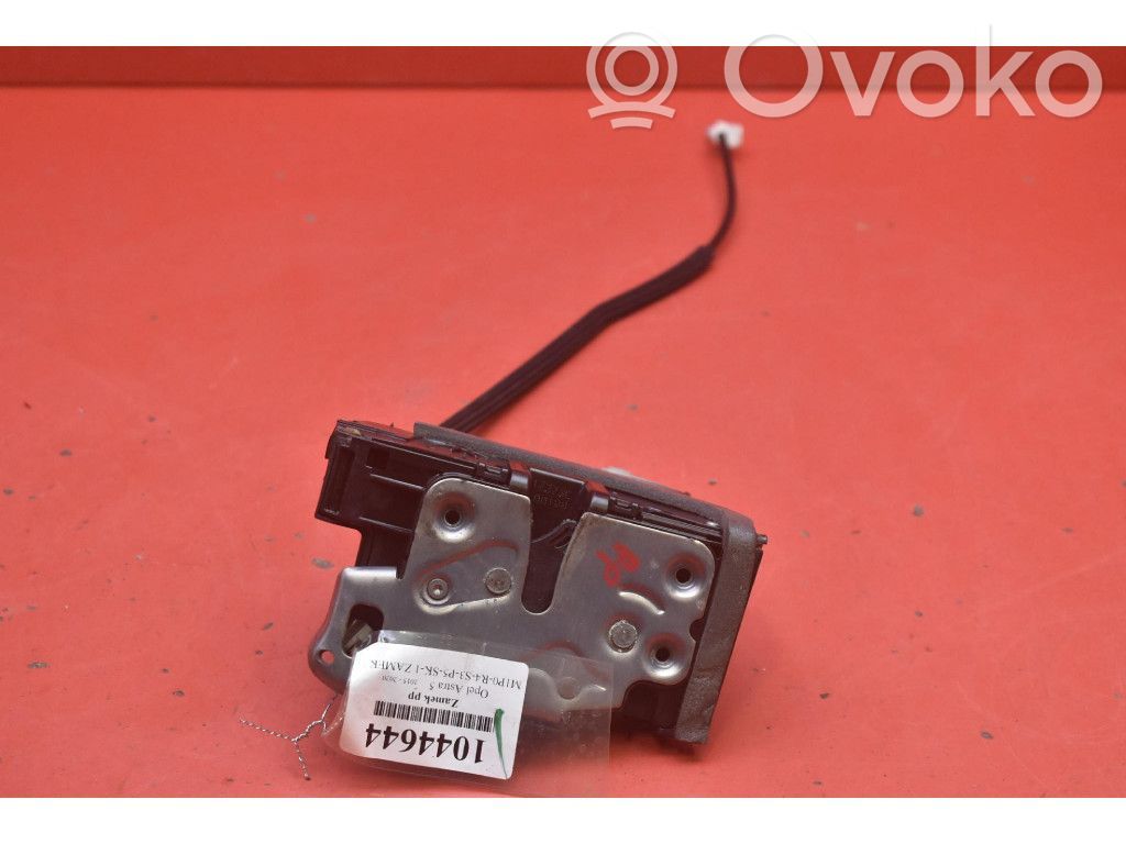 Bedford Astra Etuoven lukko 