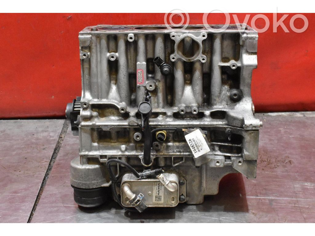 Volvo V40 Engine block 