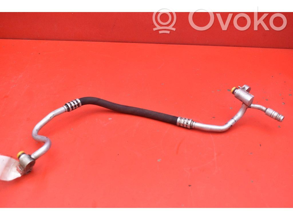 BMW 7 F01 F02 F03 F04 Tubo flessibile aria condizionata (A/C) 