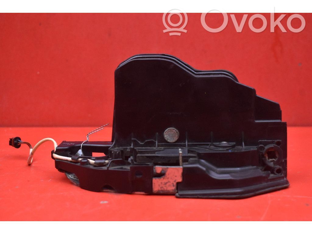 BMW 7 F01 F02 F03 F04 Serratura portiera anteriore 