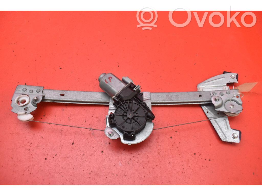 Toyota Aygo AB10 Etuoven ikkunan nostin moottorilla