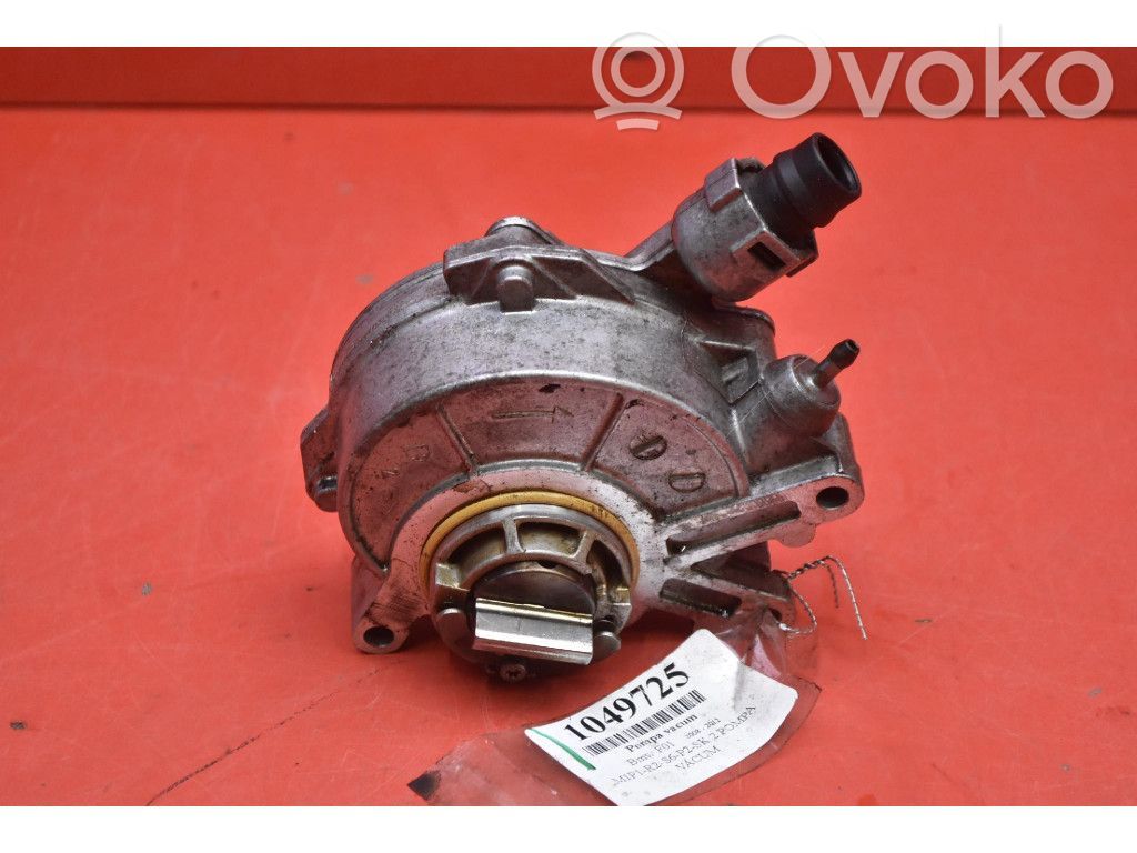 BMW 7 F01 F02 F03 F04 Vacuum pump 