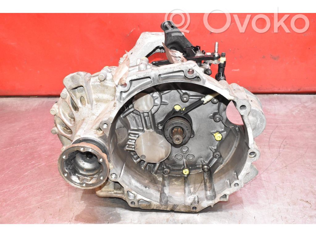 Skoda Octavia 985 Mechaninė 6 pavarų dėžė 