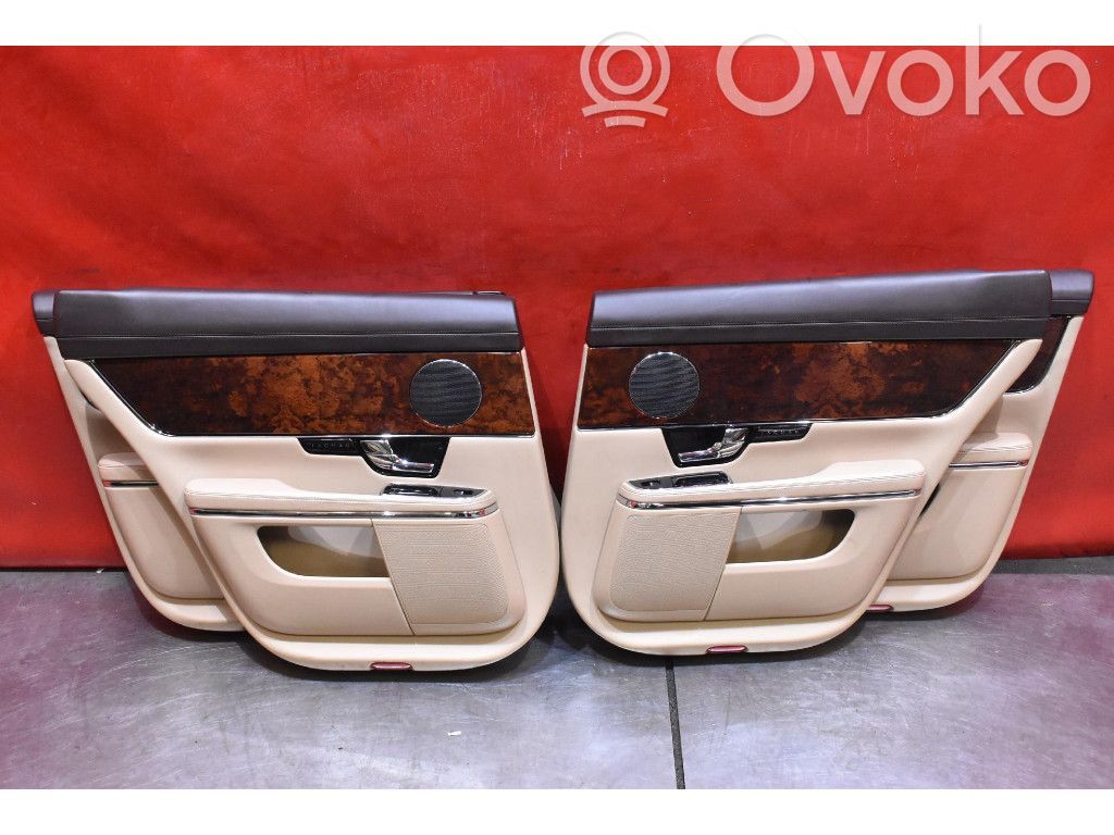 Interior set