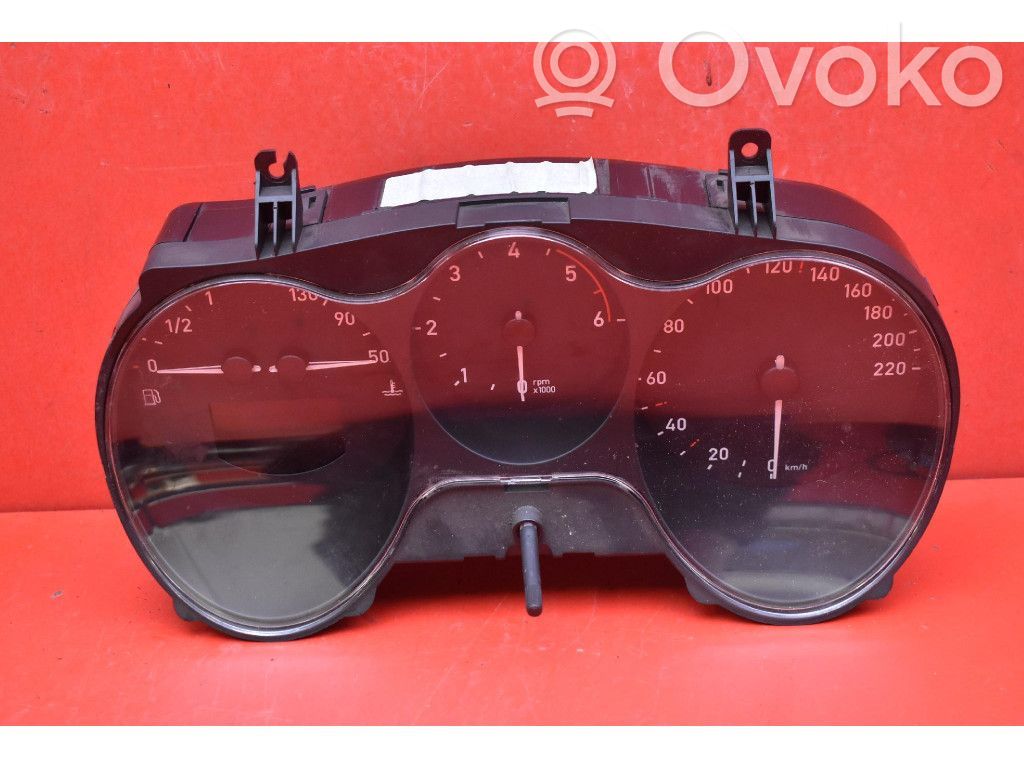 Seat Altea XL Speedometer (instrument cluster) 