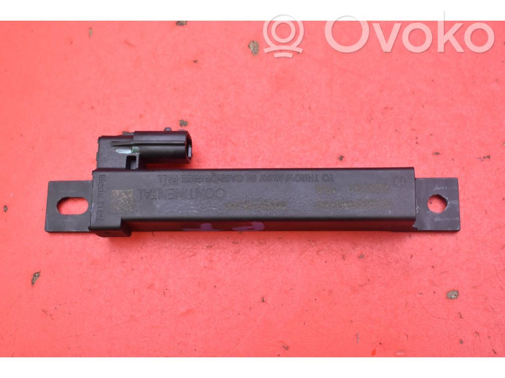 Renault Zoe Antena GPS 