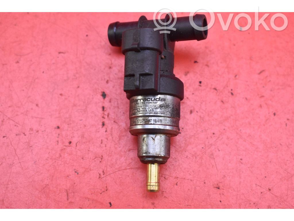 Peugeot 407 Injector combustibil 