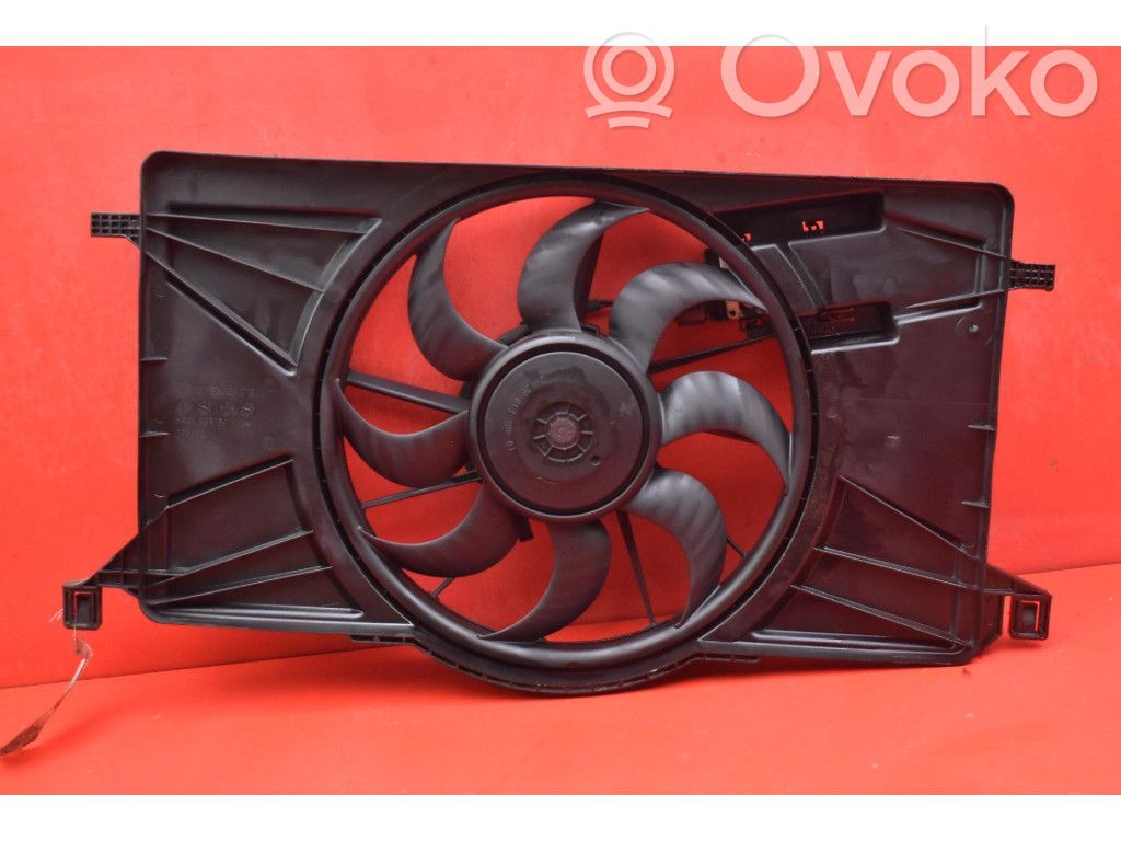 Ford Focus Elektrisks radiatoru ventilators 