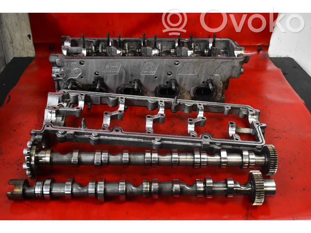 Audi Q7 4L Engine head 