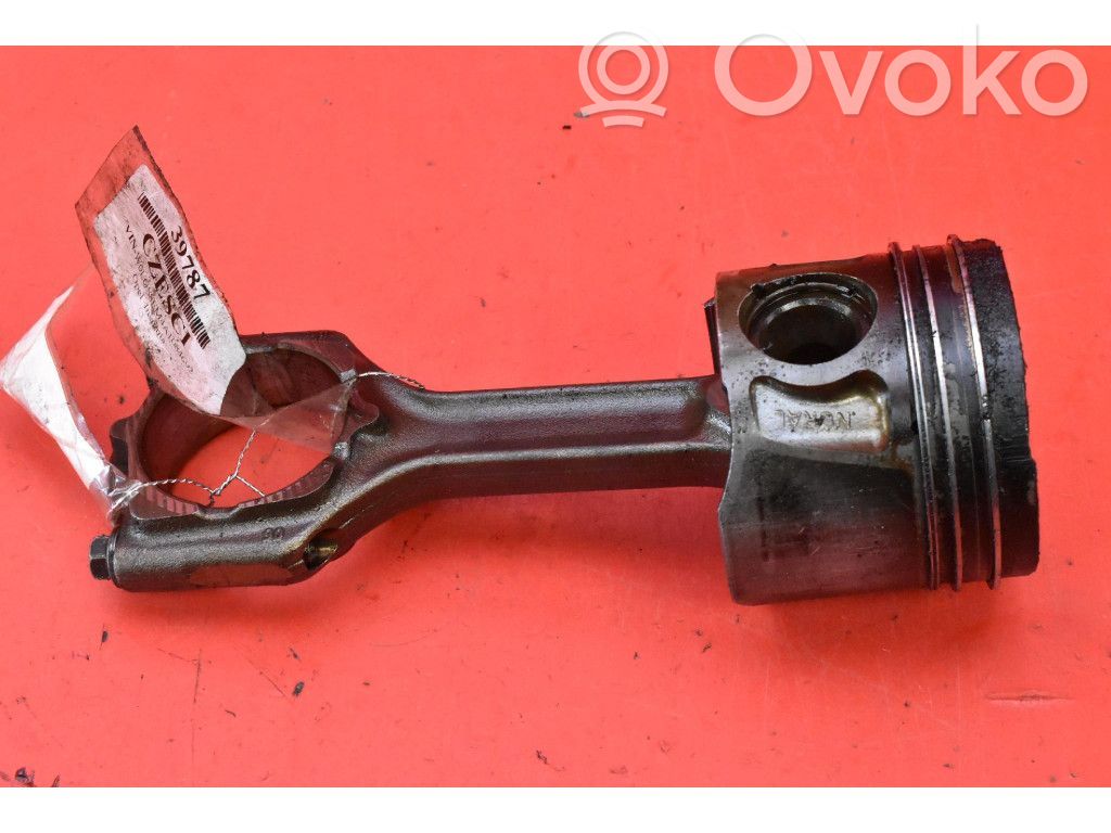 Opel Insignia A Piston 