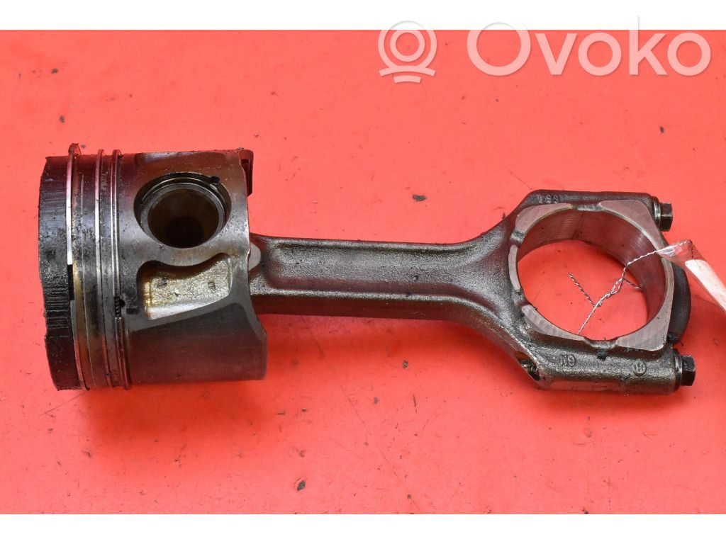 Opel Insignia A Piston 