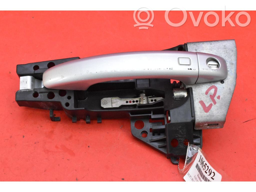 Etuoven ulkokahva   8T0837885A,8T0837885A