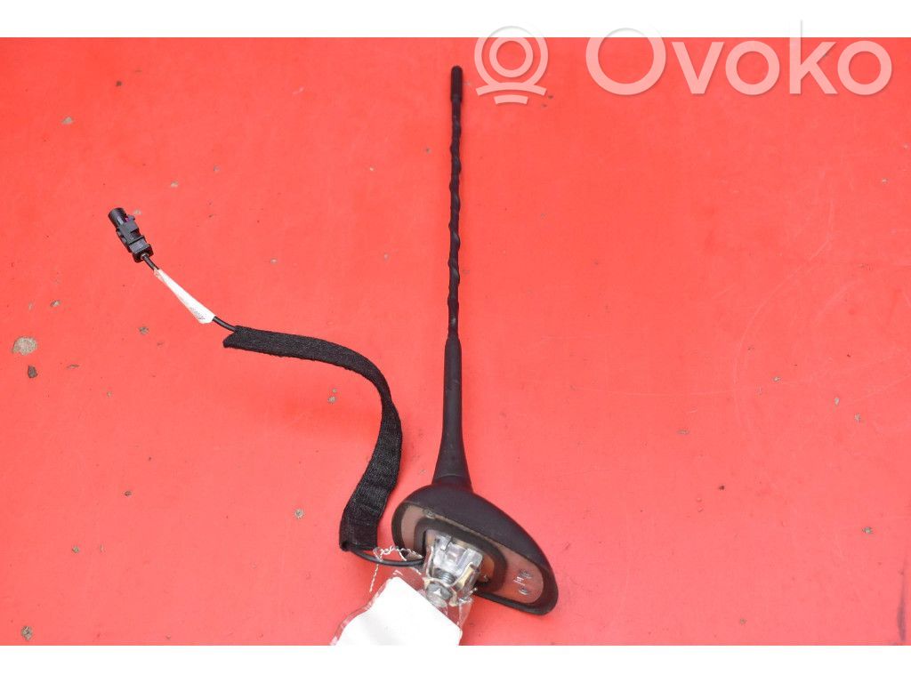 Opel Corsa E Antena (GPS antena) 