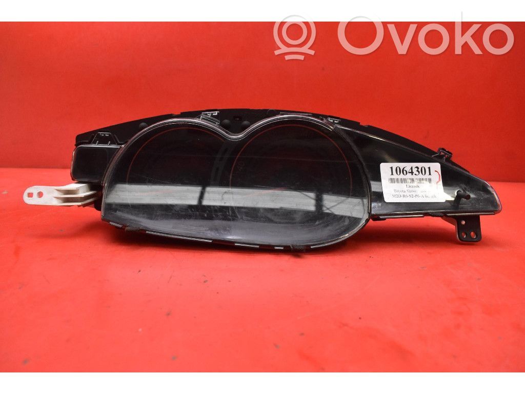 Toyota Verso-S Tachimetro (quadro strumenti) 