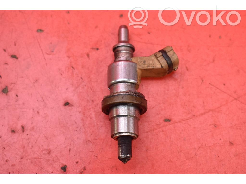 Inyector de combustible   2371026010,2371026010