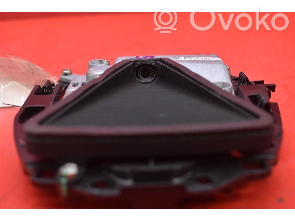 Tesla Model S Reversing camera 